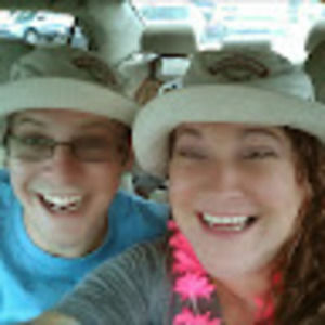 Meet your Posher, Liza